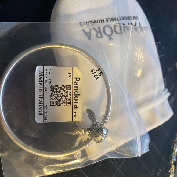 New ~.Pandora Harry Potter Bangle Bracelet .925 Silver - Picture 5 of 7